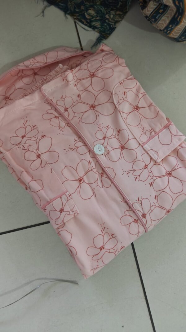 KNS-DS-006-1 Korean Pink Daisy Cotton Night Suit Set